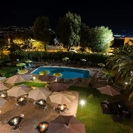 Ξενοδοχείο Mercure Cannes 4*
