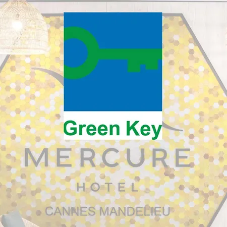 머큐어 칸 망들리외 호텔 4*