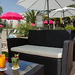 Mercure Cannes Hotel