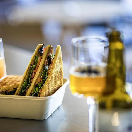 ホテル メルキュール カンヌ マンドリュー