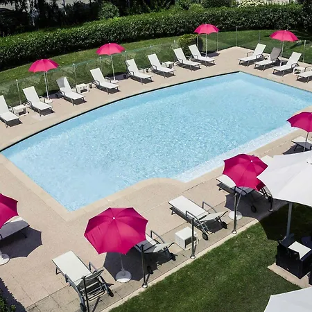 Mercure Cannes Отель 4*