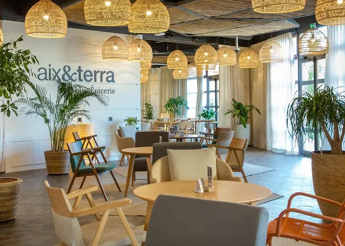 戛纳曼德里尔美居酒店 酒店 4*