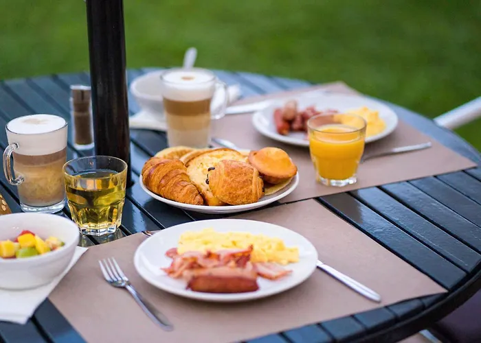 Mercure Cannes Hotel 4*